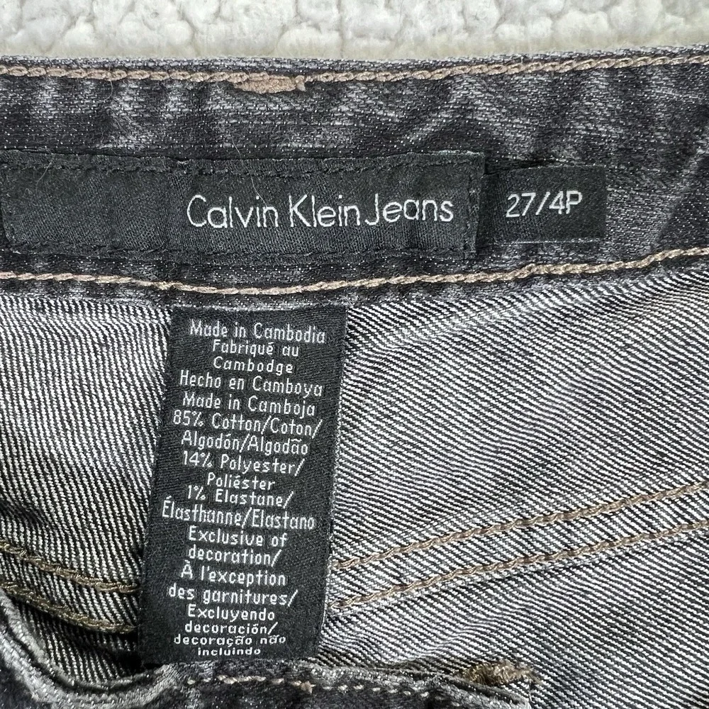 Calvin Klein Jeans‎ Women's Size 4P (Actual 30x25) Black Skinny Mid Rise